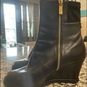 Michael Kors side zipper wedge booties/short boots! Size 7